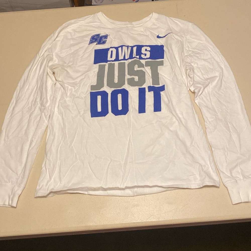 Nike Cream Athletic Cut Tee